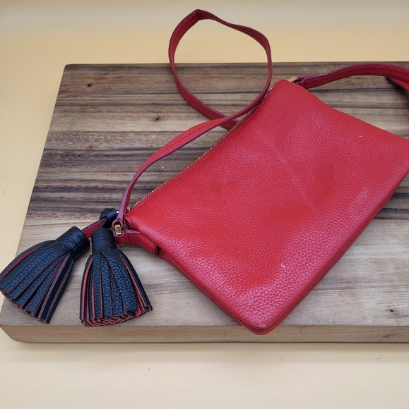 Kate Spade Red Crossbody Bag With Two Black And Red Large Removable Tassles - Picture 5 of 7